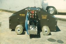 six-beam-ultrasonic-crawler-weld-tester